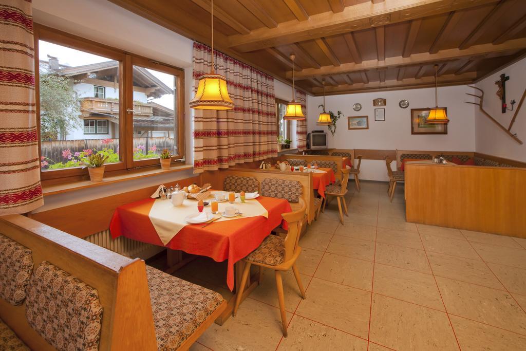 Bed And Breakfast Pension Foidl オーベルンドルフ・イン・チロル エクステリア 写真